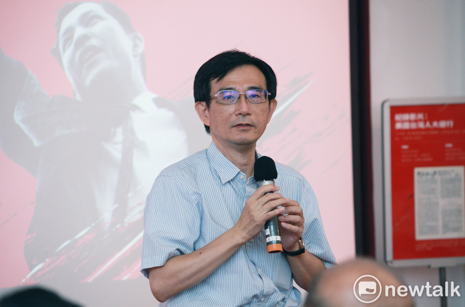 薛化元希望透過特展讓更多人理解台灣為何一定要努力成為一個正常的獨立國家。 圖:林昀真/攝 薛化元希望透過特展讓更多人理解台灣為何一定要努力成為一個正常的獨立國家。 圖:林昀真/攝