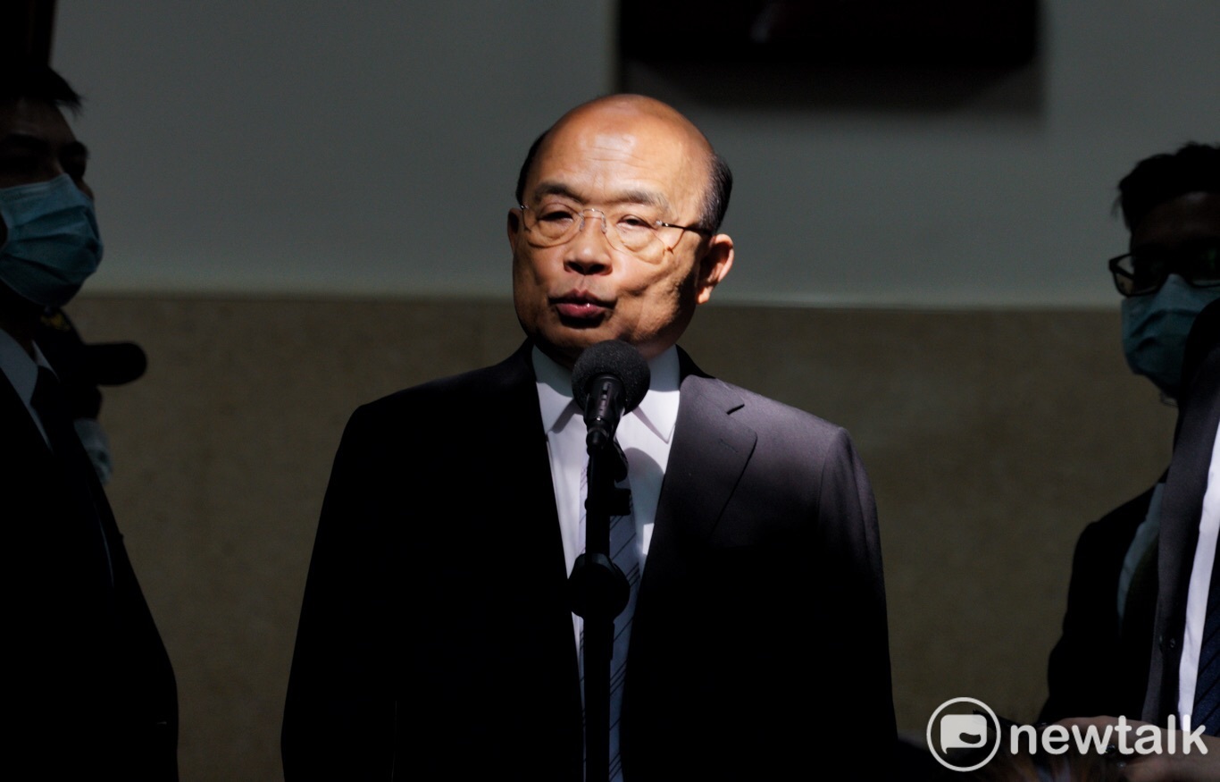 行政院長蘇貞昌到立法院院會就美萊豬進口進行專案報告並備質詢。 圖:張良一/攝 行政院長蘇貞昌到立法院院會就美萊豬進口進行專案報告並備質詢。 圖:張良一/攝
