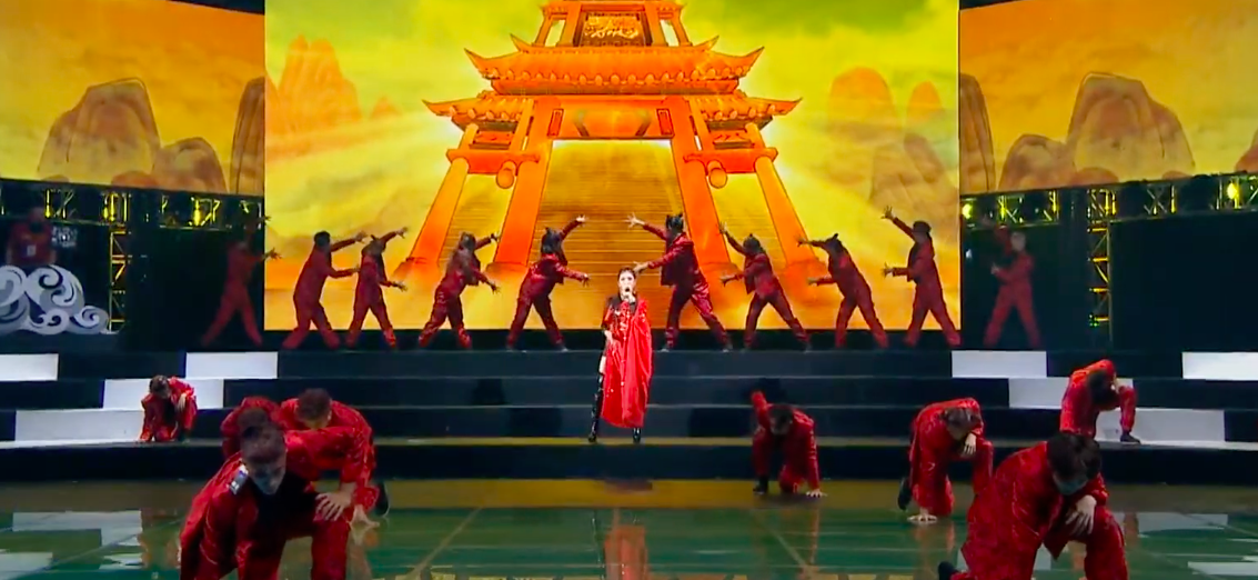 街舞融合京劇元素的舞蹈表演。 圖:擷取自體育表演會直播畫面 街舞融合京劇元素的舞蹈表演。 圖:擷取自體育表演會直播畫面