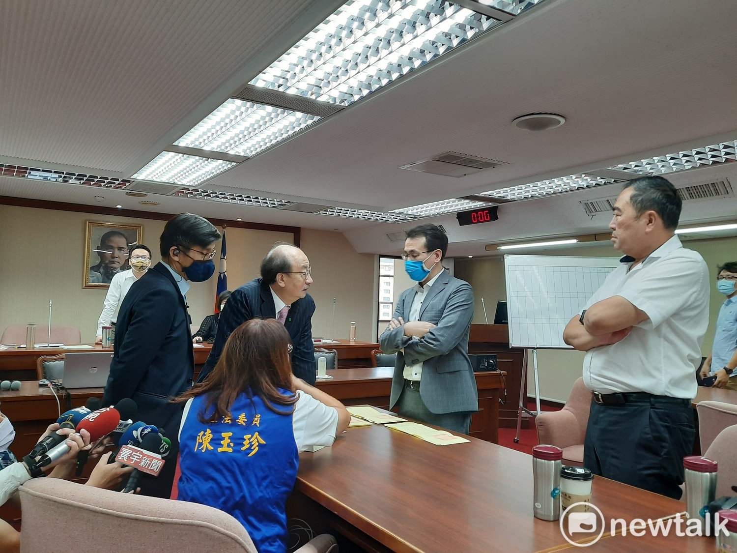 藍委主張爭議票為無效,引起民進黨團三長關切。 圖:陳佩君/攝 藍委主張爭議票為無效,引起民進黨團三長關切。 圖:陳佩君/攝