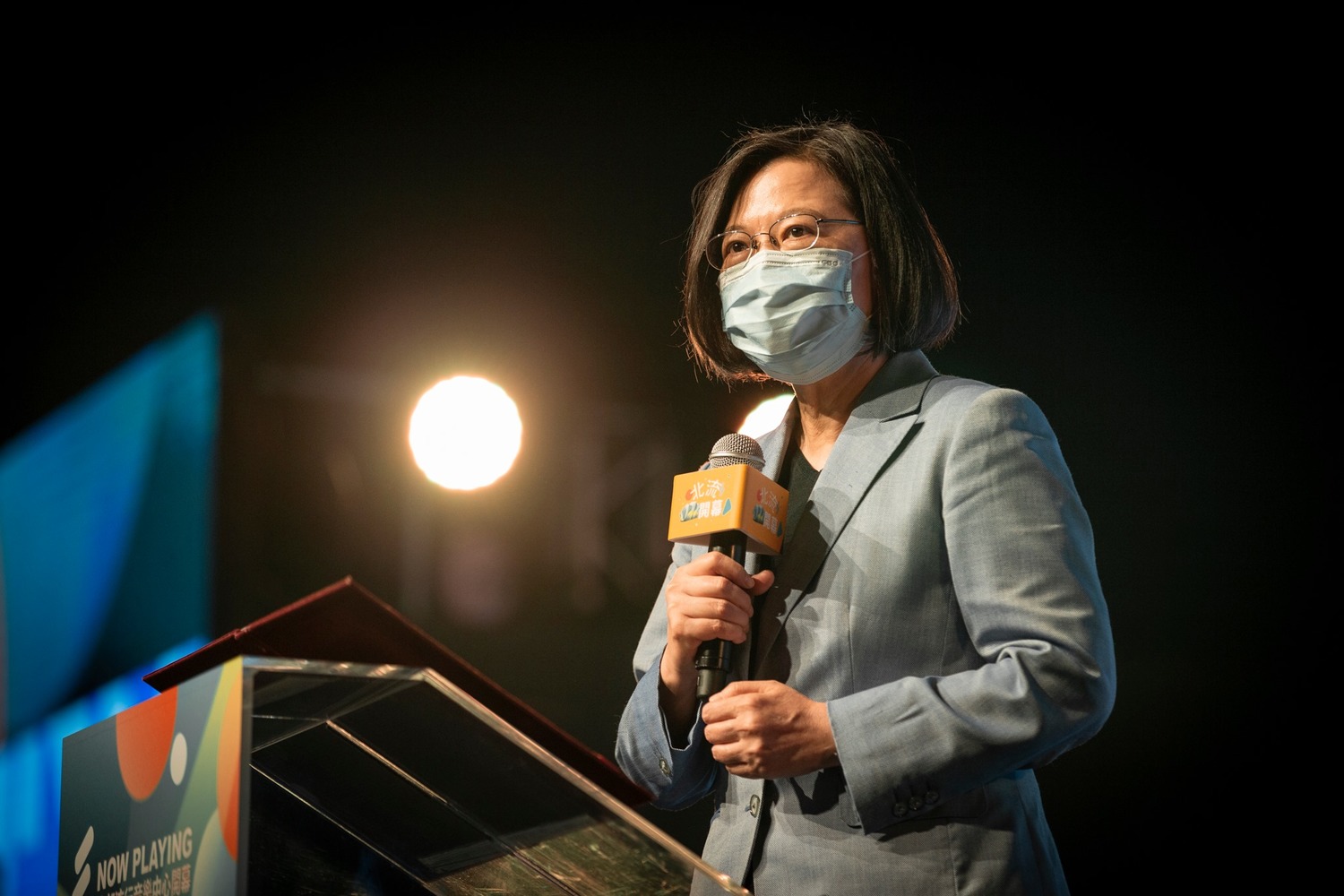台灣還有個棘手任務有待考驗:國內的已經被滲透的「紅色基因」之異形體,該如何順利透過有效試劑篩檢圍剿出清?(資料照) 圖:取自蔡英文臉書(資料照) 台灣還有個棘手任務有待考驗:國內的已經被滲透的「紅色基因」之異形體,該如何順利透過有效試劑篩檢圍剿出清?(資料照) 圖:取自蔡英文臉書(資料照)