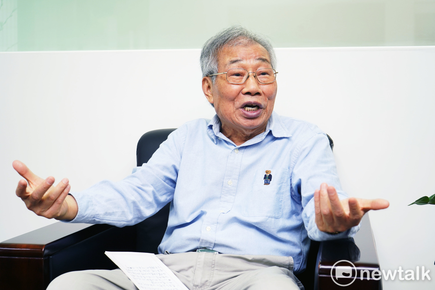黃金春說,如果最後連訴願都失敗,無法守住會員農民百年來的財產,他將脫離民進黨。 圖:林昀真/攝 黃金春說,如果最後連訴願都失敗,無法守住會員農民百年來的財產,他將脫離民進黨。 圖:林昀真/攝