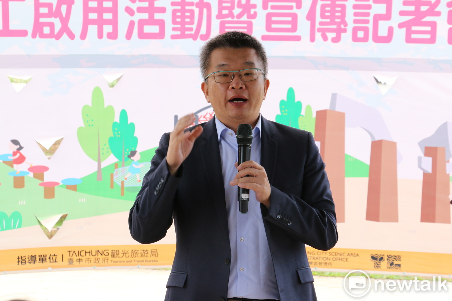 蔡其昌說:「希望透過合作,把台中市重大建設一樣一樣的完成,讓台中市享受到最好的生活。」 圖:唐復年/攝 蔡其昌說:「希望透過合作,把台中市重大建設一樣一樣的完成,讓台中市享受到最好的生活。」 圖:唐復年/攝