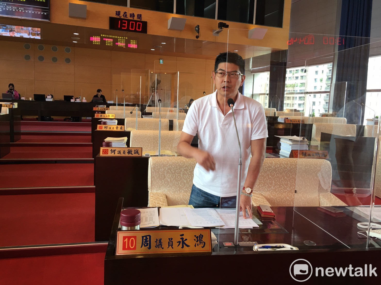 市議員周永鴻要求教育局應規劃吹哨者保護機制。 圖:唐復年/攝 市議員周永鴻要求教育局應規劃吹哨者保護機制。 圖:唐復年/攝