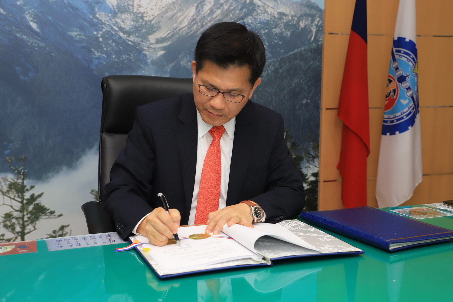 台灣與貝里斯簽署航空服務協定！共拓兩國國際新航線
