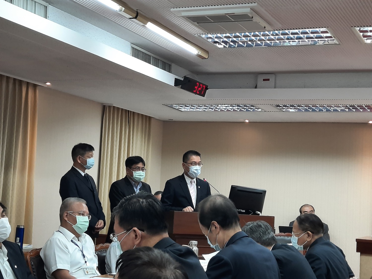 「亞洲第一消防訓練中心」被爆安檢11項不及格 徐國勇 : 很漏氣