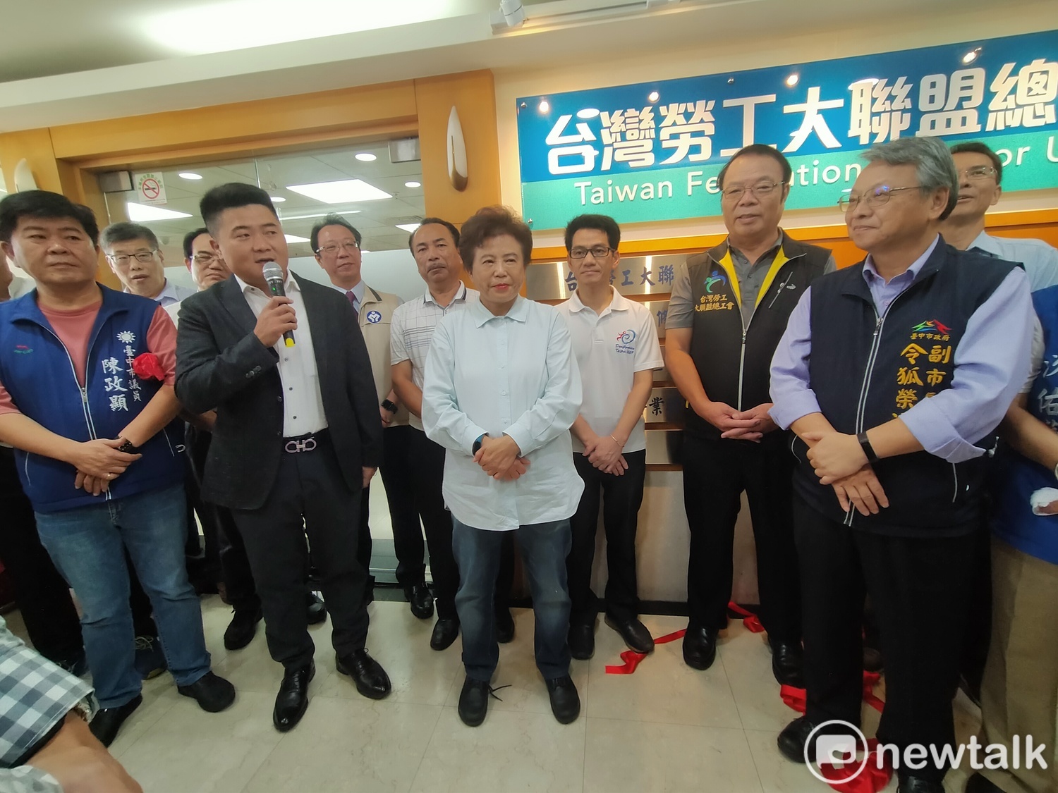前立委顏寬恒代表國民黨主席江啟臣到場祝賀。 圖:唐復年/攝 前立委顏寬恒代表國民黨主席江啟臣到場祝賀。 圖:唐復年/攝