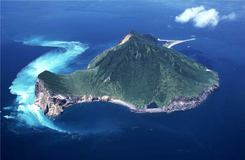 受昌鴻颱風外圍環流影響 龜山島今封島一天