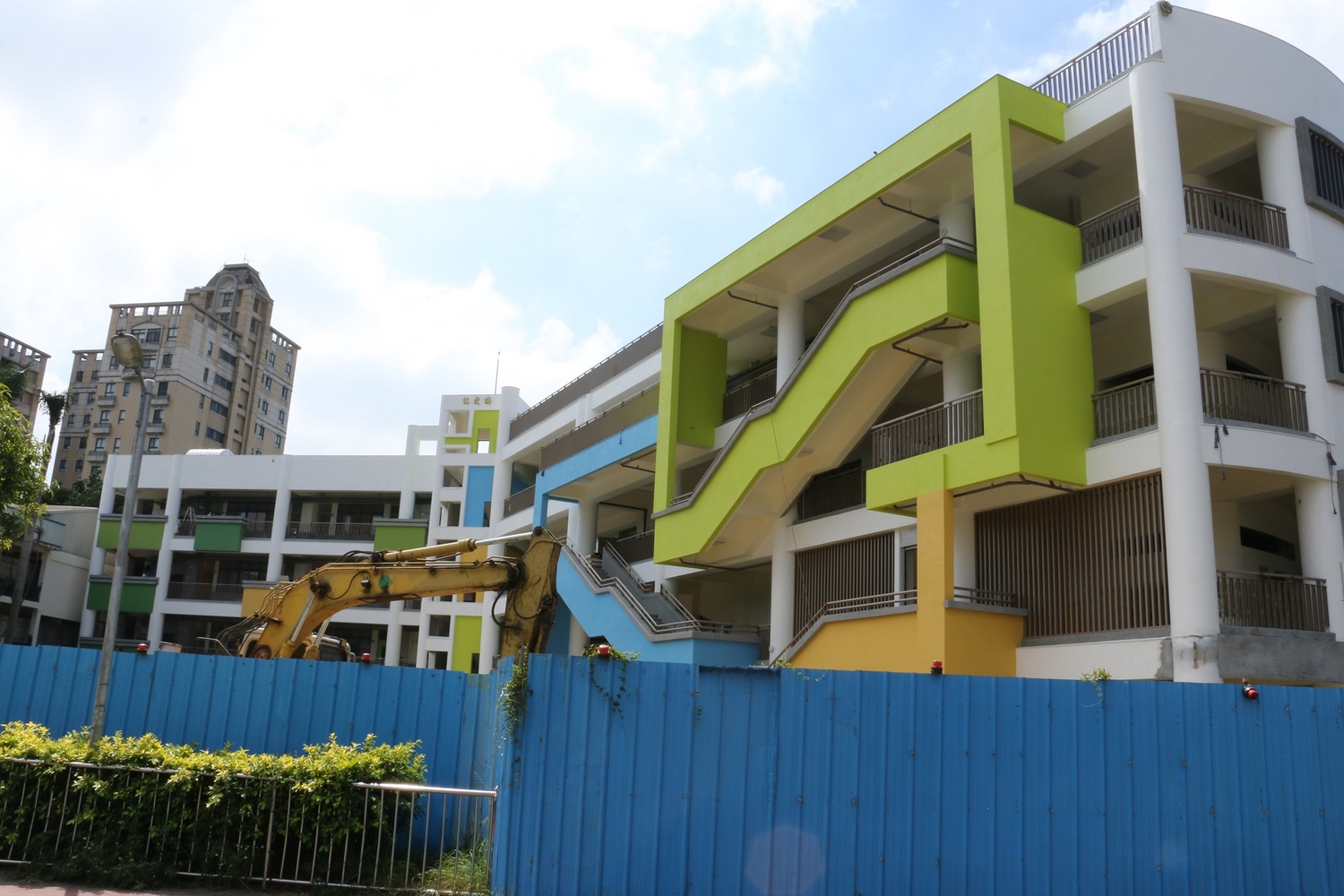 台中市政府決定全額補助南陽國小校舍整修。 圖:蔡其昌辦公室/提供 台中市政府決定全額補助南陽國小校舍整修。 圖:蔡其昌辦公室/提供