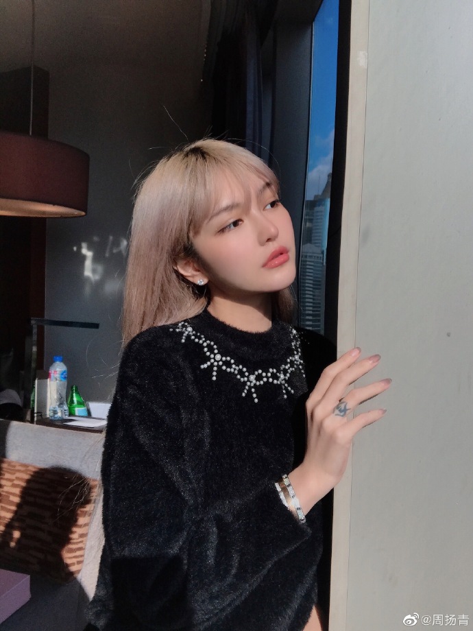 周揚青近照。 圖:翻攝自周揚青微博 周揚青近照。 圖:翻攝自周揚青微博