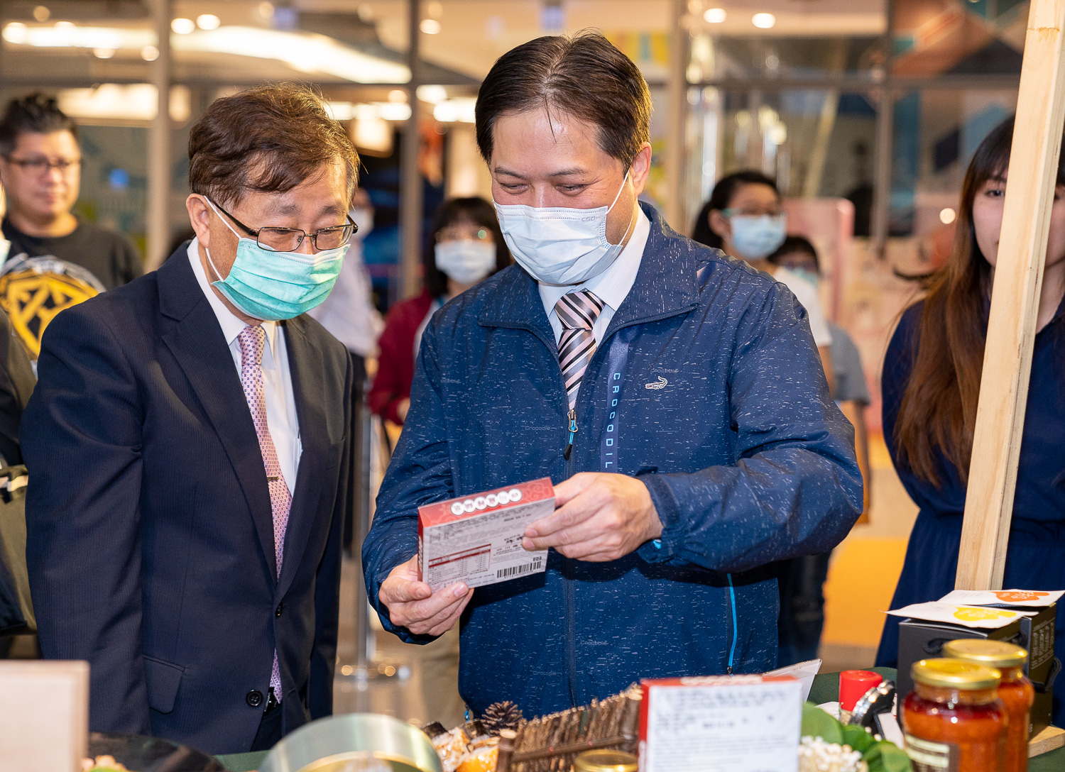 板信商業銀行希望藉由與市府的冠名合作回饋在地市民朋友,並提供市民朋友更好的體驗,歡迎大家11月7日及8日一起來「2020板信新北好市節」吃喝玩樂。 圖:新北市經發局市場處提供 板信商業銀行希望藉由與市府的冠名合作回饋在地市民朋友,並提供市民朋友更好的體驗,歡迎大家11月7日及8日一起來「2020板信新北好市節」吃喝玩樂。 圖:新北市經發局市場處提供