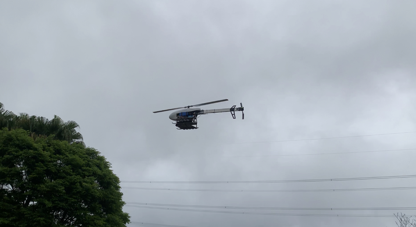 水利署首度啟用無人機在石門水庫集水區施散燄劑,地面也同步執行人工增雨作業。 圖:水利署/提供 水利署首度啟用無人機在石門水庫集水區施散燄劑,地面也同步執行人工增雨作業。 圖:水利署/提供