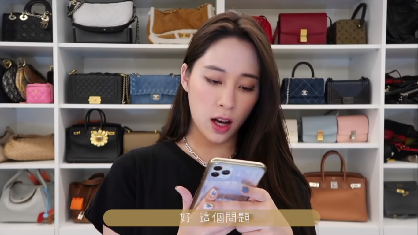歐陽妮妮開始針對IG上粉絲的提問做出回應。 圖:翻攝YouTube 歐陽妮妮開始針對IG上粉絲的提問做出回應。 圖:翻攝YouTube
