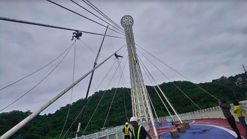 汐止「星光橋」煥然一新！「麥克風」光雕清洗完成閃亮回歸