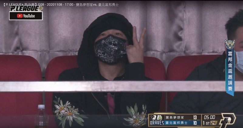 P聯盟／周董來了！周杰倫現身台北看球力挺P聯盟