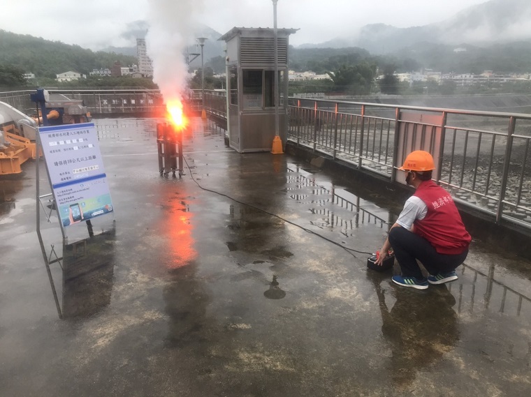 水利署今日在曾文水庫以及甲仙進行人工增雨。 圖:水利署提供 水利署今日在曾文水庫以及甲仙進行人工增雨。 圖:水利署提供