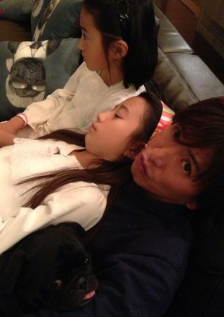 木村心美在今天父親生日這天,曬出多張珍貴的家庭照。 圖:翻攝Instagram 木村心美在今天父親生日這天,曬出多張珍貴的家庭照。 圖:翻攝Instagram