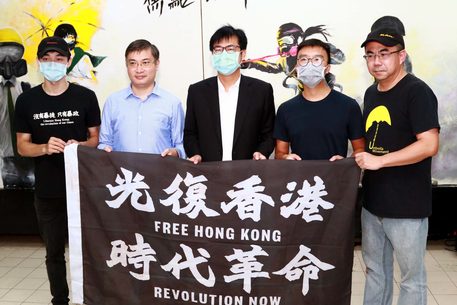 出席香港主題展  陳其邁：向所有挺身捍衛自由民主的香港朋友致敬