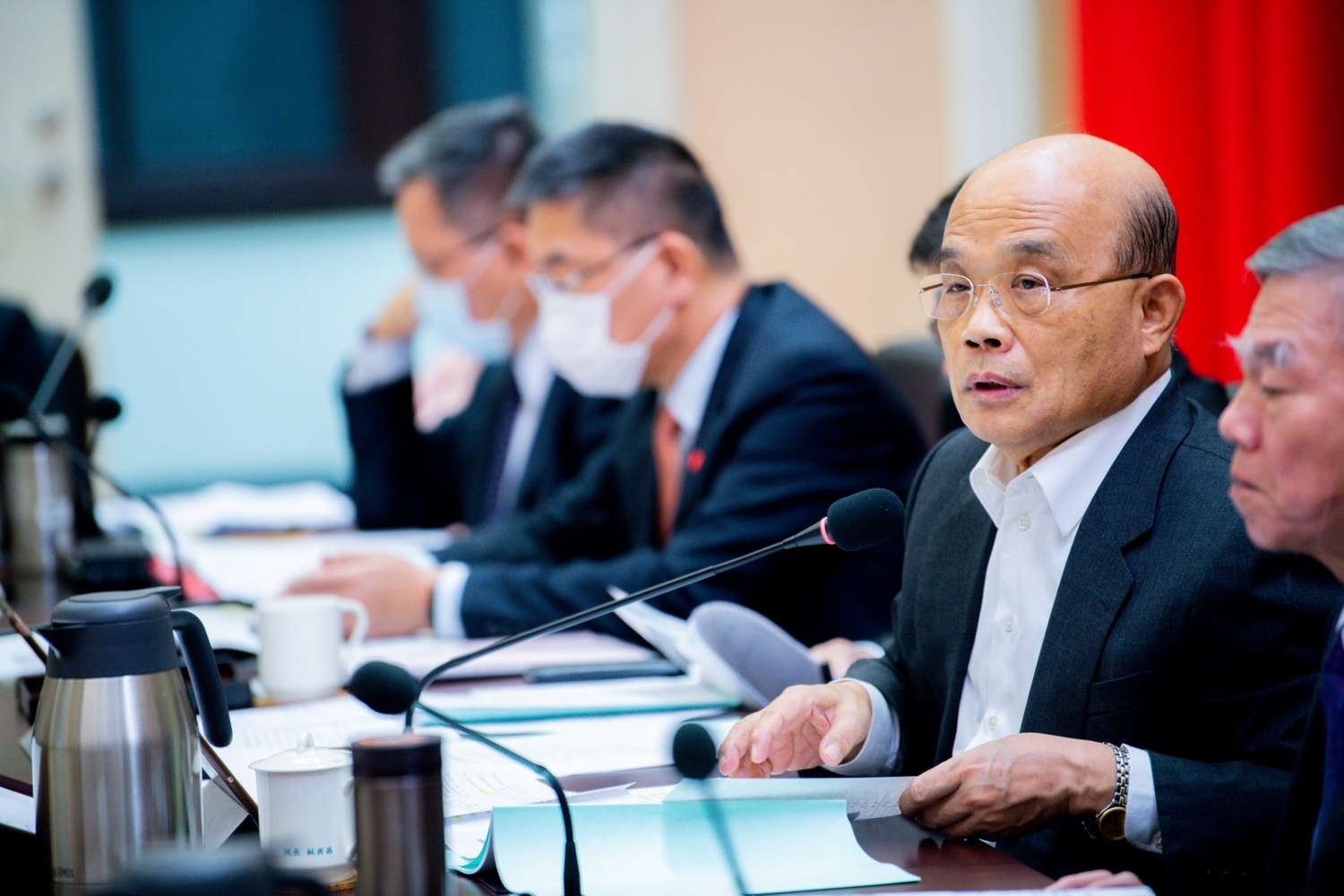 「高年級生」將重返就業市場 蘇揆：專法明定雇主不能有差別待遇