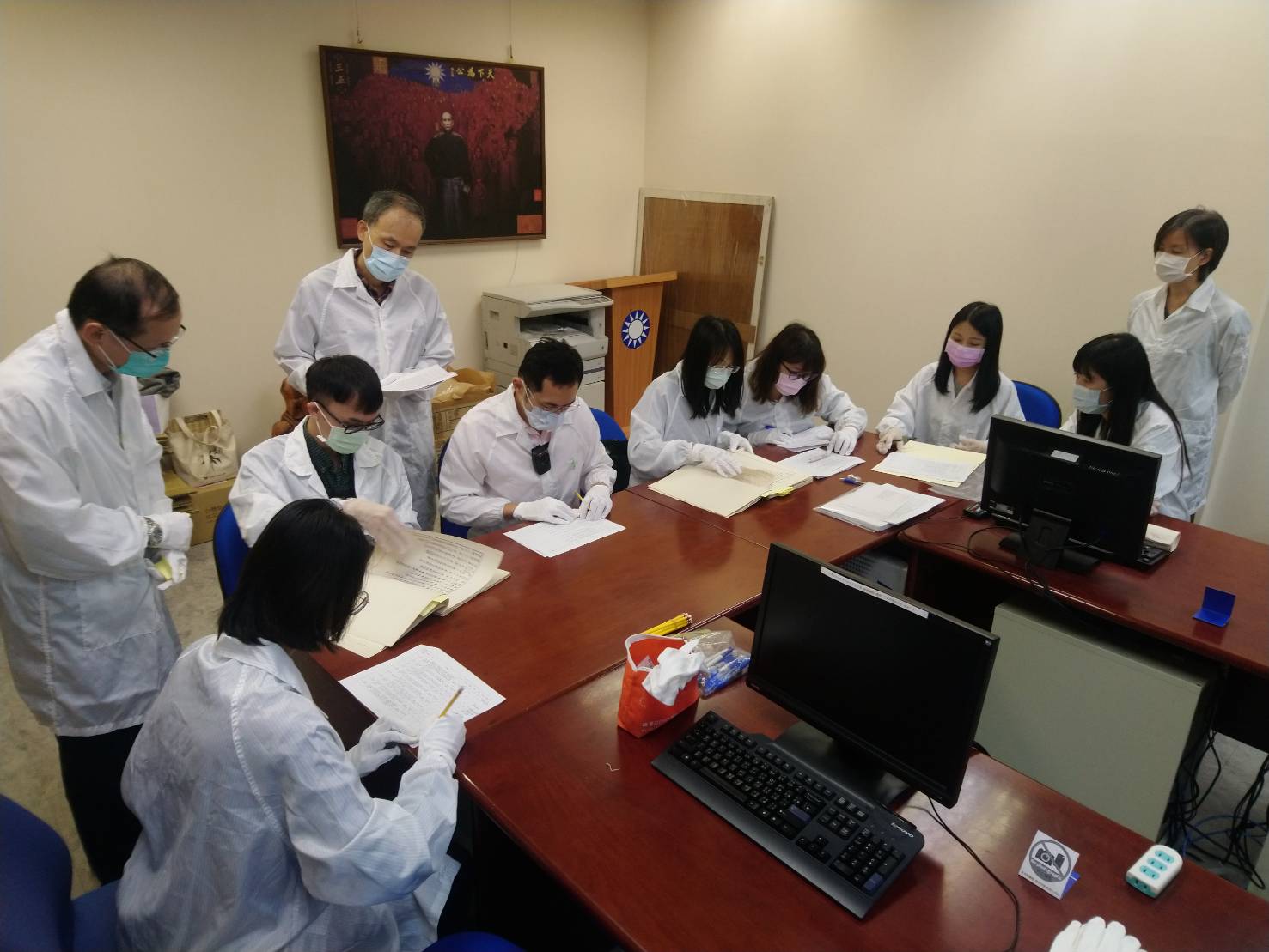 事先獲同意！促轉會協檔案局再赴國民黨移歸37筆總裁批簽檔案