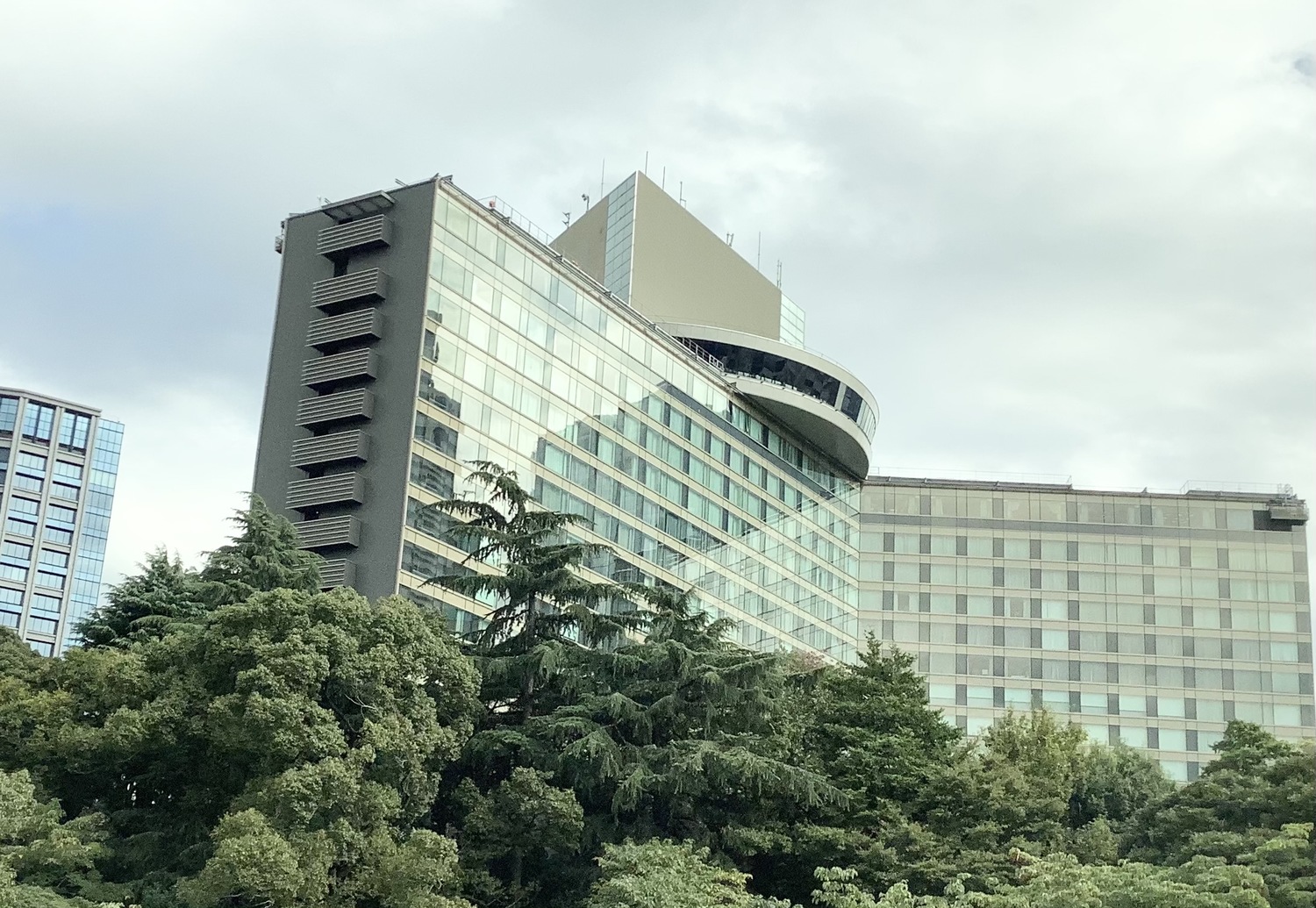 新大谷飯店至今配合安倍不肯出示單據,但這次在檢方追究下,只好拿出來。 圖:劉黎兒攝影 新大谷飯店至今配合安倍不肯出示單據,但這次在檢方追究下,只好拿出來。 圖:劉黎兒攝影
