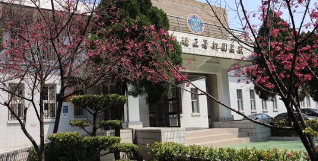 全台第一起！自菲返台通緝犯監所內確診武漢肺炎 桃監送醫隔離治療
