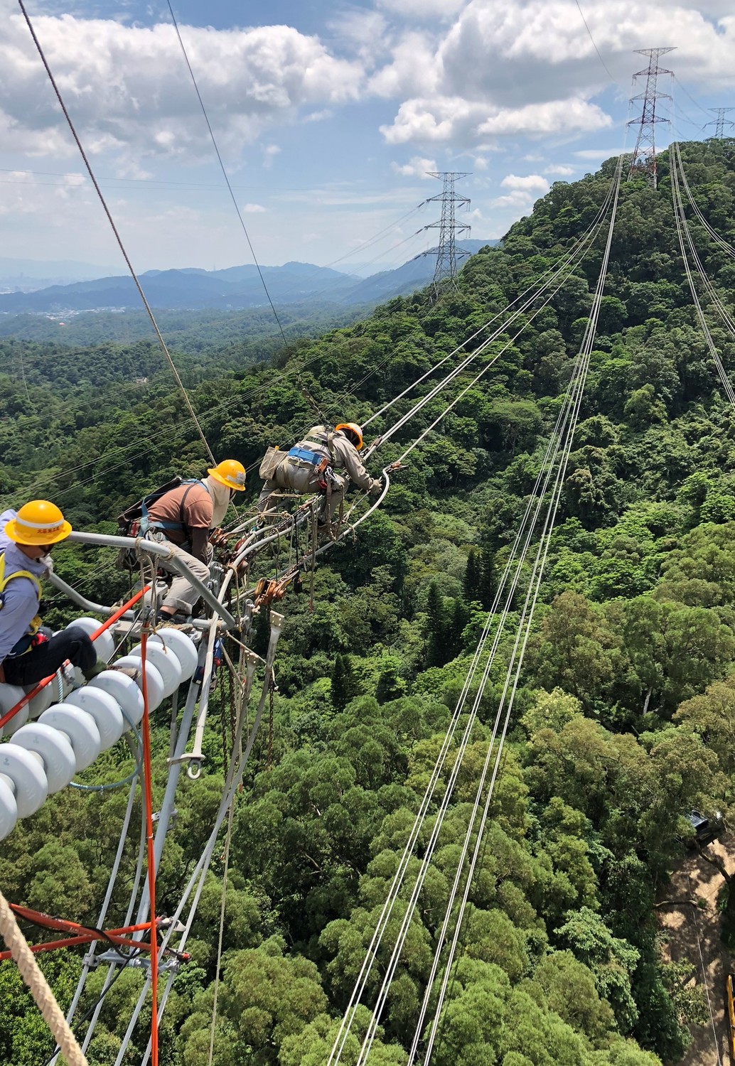 等了18年！台電第一超高壓輸電線路完工 北部供電更穩定