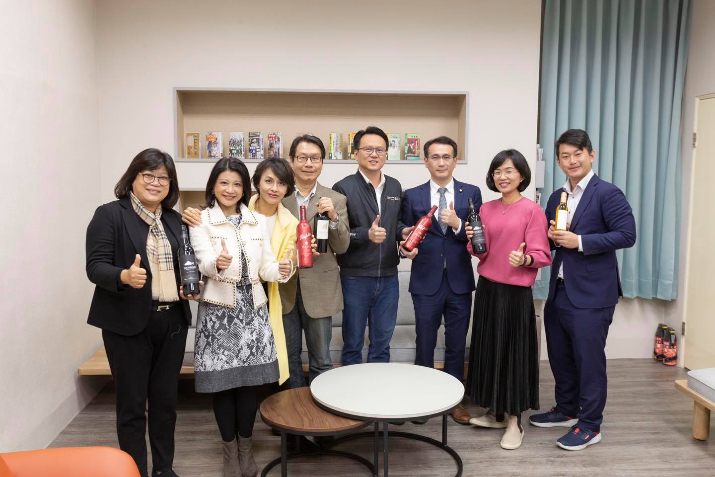 我國立法院立委也響應全球力挺澳洲活動 圖:擷取自臉書 我國立法院立委也響應全球力挺澳洲活動 圖:擷取自臉書