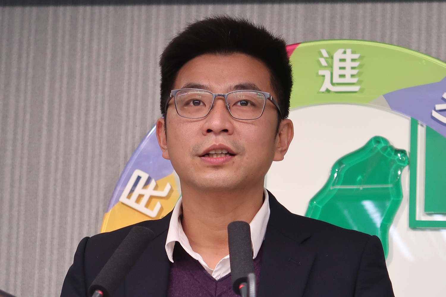 藍中常會邀彭文正 民進黨：國民黨沒路可以走了？