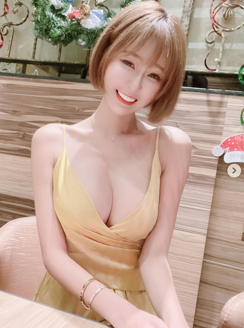 小雪深V冬至照太迷人！網笑：有這麼大的湯圓