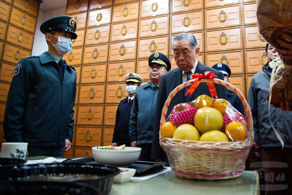 黑鷹失事將屆週年 5生還將士弔念追思沈一鳴、于親文