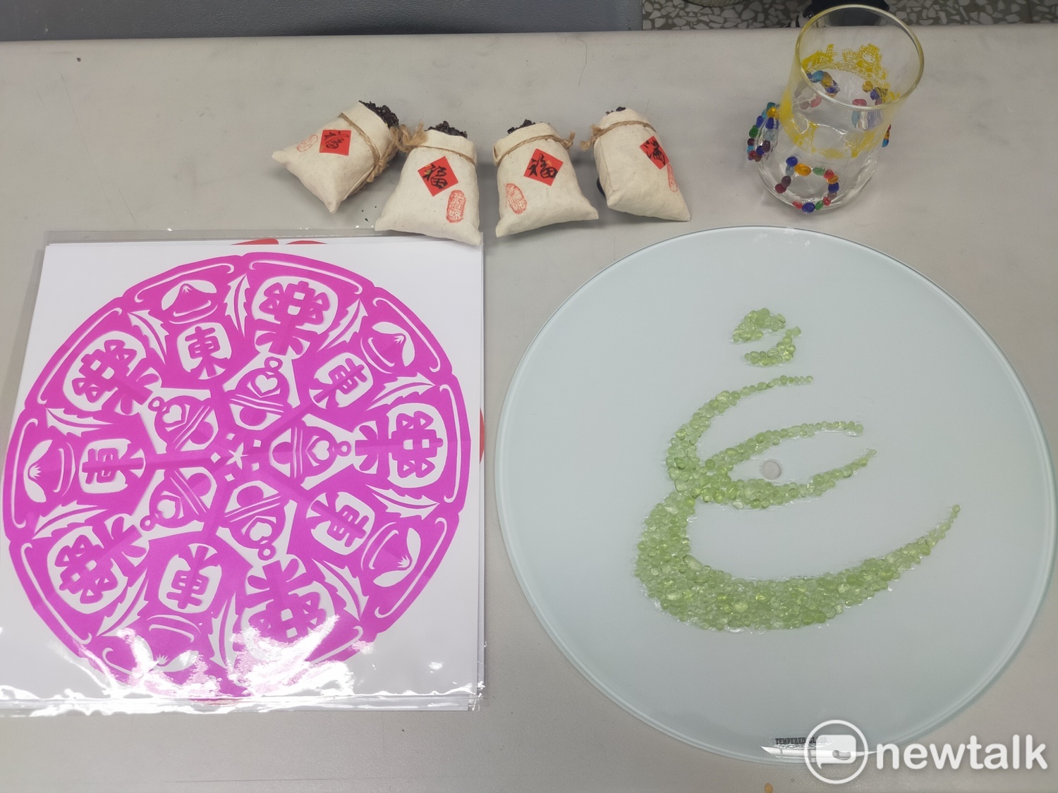 樂齡大學結業成果展,有多項作品都是學員DIY。 唐復年/攝 樂齡大學結業成果展,有多項作品都是學員DIY。 唐復年/攝