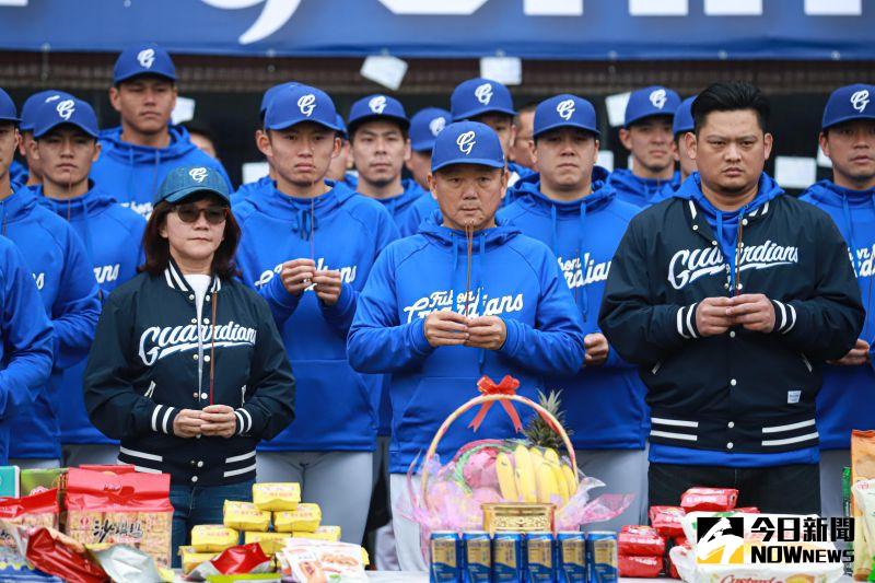 富邦要有勇氣　洪總強調團隊至上