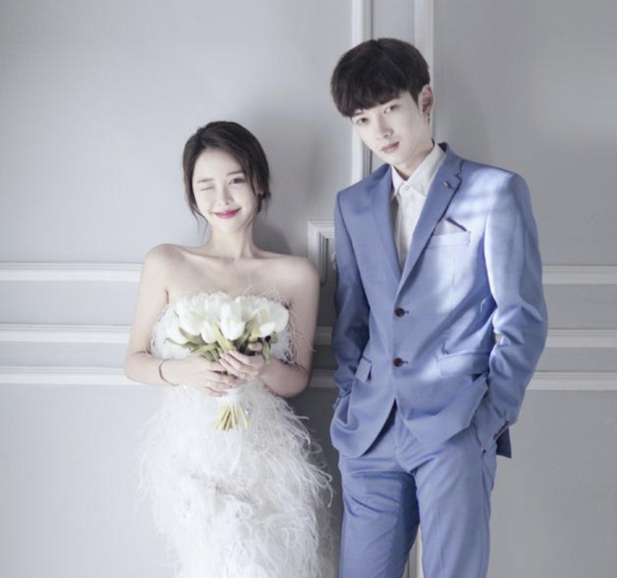 林珊珊(左)與金白川(右)結婚照。 圖:翻攝網路/百家號/兔兔Noka 林珊珊(左)與金白川(右)結婚照。 圖:翻攝網路/百家號/兔兔Noka