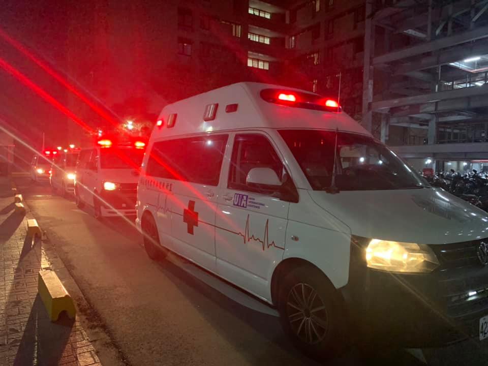 桃園醫院專員柳育漢於臉書發文,紀錄下轉院點滴,面對病患家屬及救護人員的理解、支持,他喊話表示「我們都能越來越好的!」。 圖:授權自柳育漢臉書 桃園醫院專員柳育漢於臉書發文,紀錄下轉院點滴,面對病患家屬及救護人員的理解、支持,他喊話表示「我們都能越來越好的!」。 圖:授權自柳育漢臉書