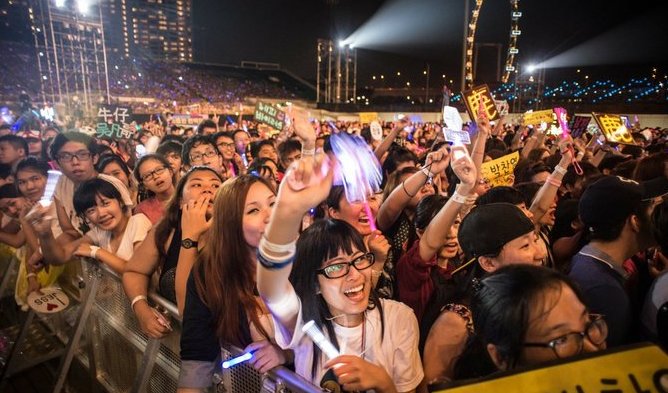 k-pop會利用社群媒體來表察政治立場,不再只是「尖叫女孩」。 圖 : 翻攝自kpopmap.com k-pop會利用社群媒體來表察政治立場,不再只是「尖叫女孩」。 圖 : 翻攝自kpopmap.com