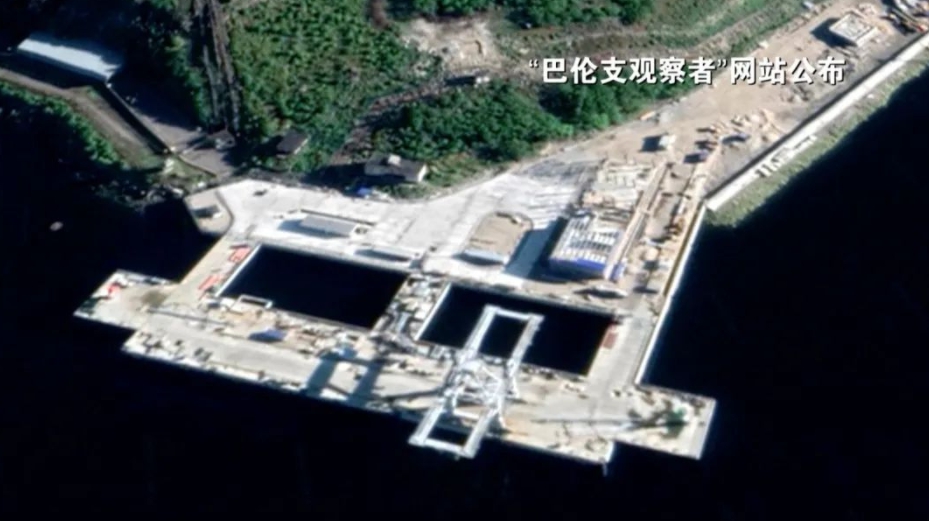 俄羅斯被爆在科拉半島上北莫斯科一處提供戰略核潛艇停靠的碼頭新建一棟放置「波賽頓」核魚雷的建築物。 圖 : 翻攝自CCTV 俄羅斯被爆在科拉半島上北莫斯科一處提供戰略核潛艇停靠的碼頭新建一棟放置「波賽頓」核魚雷的建築物。 圖 : 翻攝自CCTV