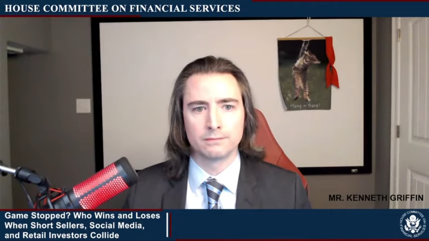 在Gamestop大軋空事件中被視為散戶領導者的Keith Gill今日在美國聯邦眾議院金融服務委員會出面作證,說明自己在整起事件中扮演的角色。 圖:翻攝自Youtube 在Gamestop大軋空事件中被視為散戶領導者的Keith Gill今日在美國聯邦眾議院金融服務委員會出面作證,說明自己在整起事件中扮演的角色。 圖:翻攝自Youtube