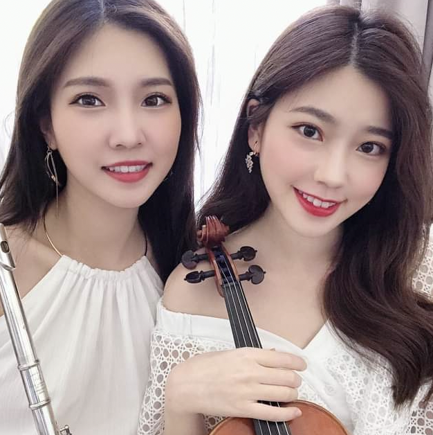 才藝姐妹,姊姊Annie(左)、妹妹Mimi(右)。 圖:翻攝臉書/長笛琴人Annie&Mimi 才藝姐妹,姊姊Annie(左)、妹妹Mimi(右)。 圖:翻攝臉書/長笛琴人Annie&Mimi
