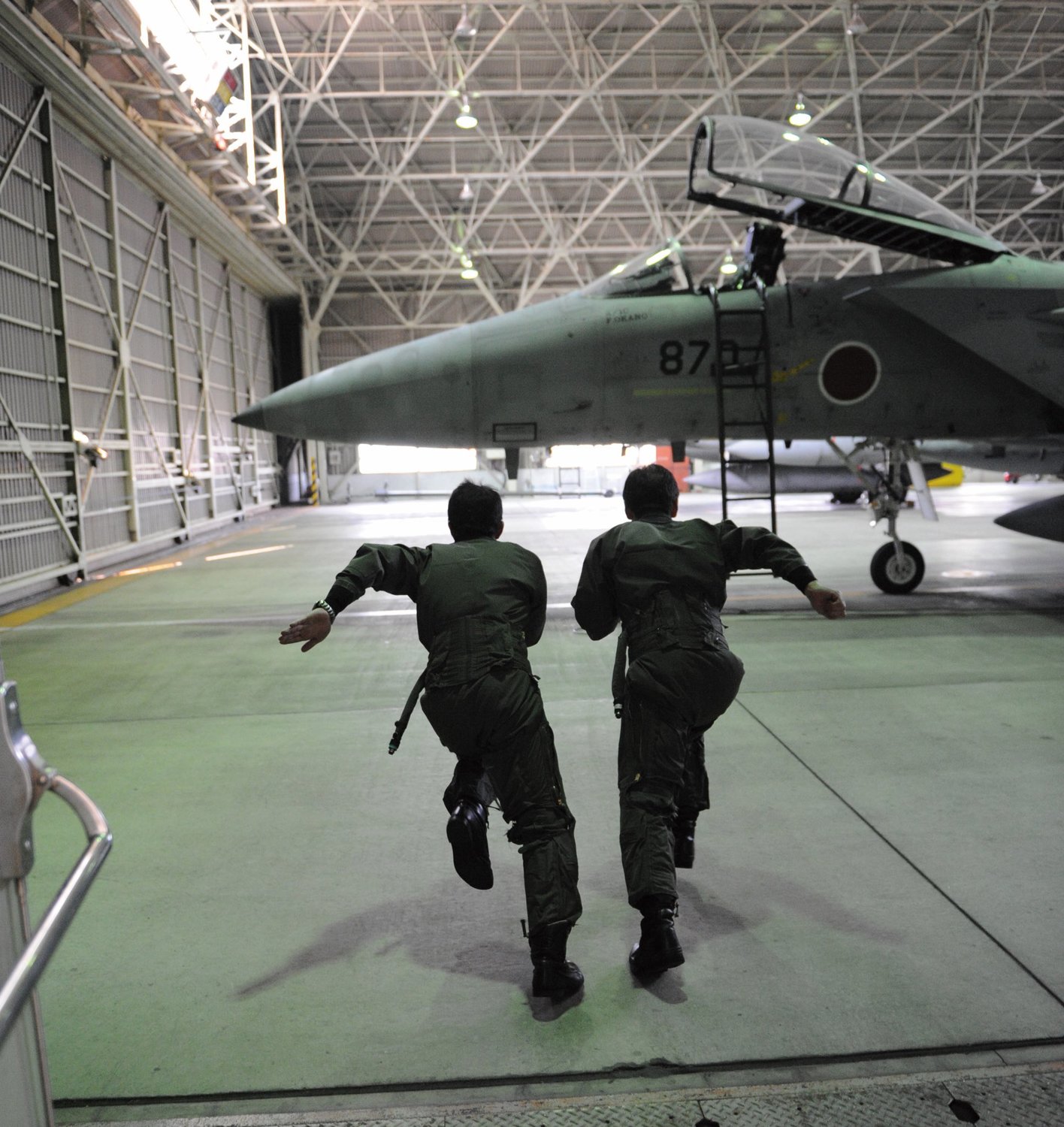 對於美日8日實行聯合訓練,日本航空自衛隊今日表示,聯合訓練目的主要是為了強化日美同盟的嚇阻力與反應能力,不過有日媒評論,美日此舉意圖制約中國。 圖:翻攝自日本航空自衛隊推特 對於美日8日實行聯合訓練,日本航空自衛隊今日表示,聯合訓練目的主要是為了強化日美同盟的嚇阻力與反應能力,不過有日媒評論,美日此舉意圖制約中國。 圖:翻攝自日本航空自衛隊推特