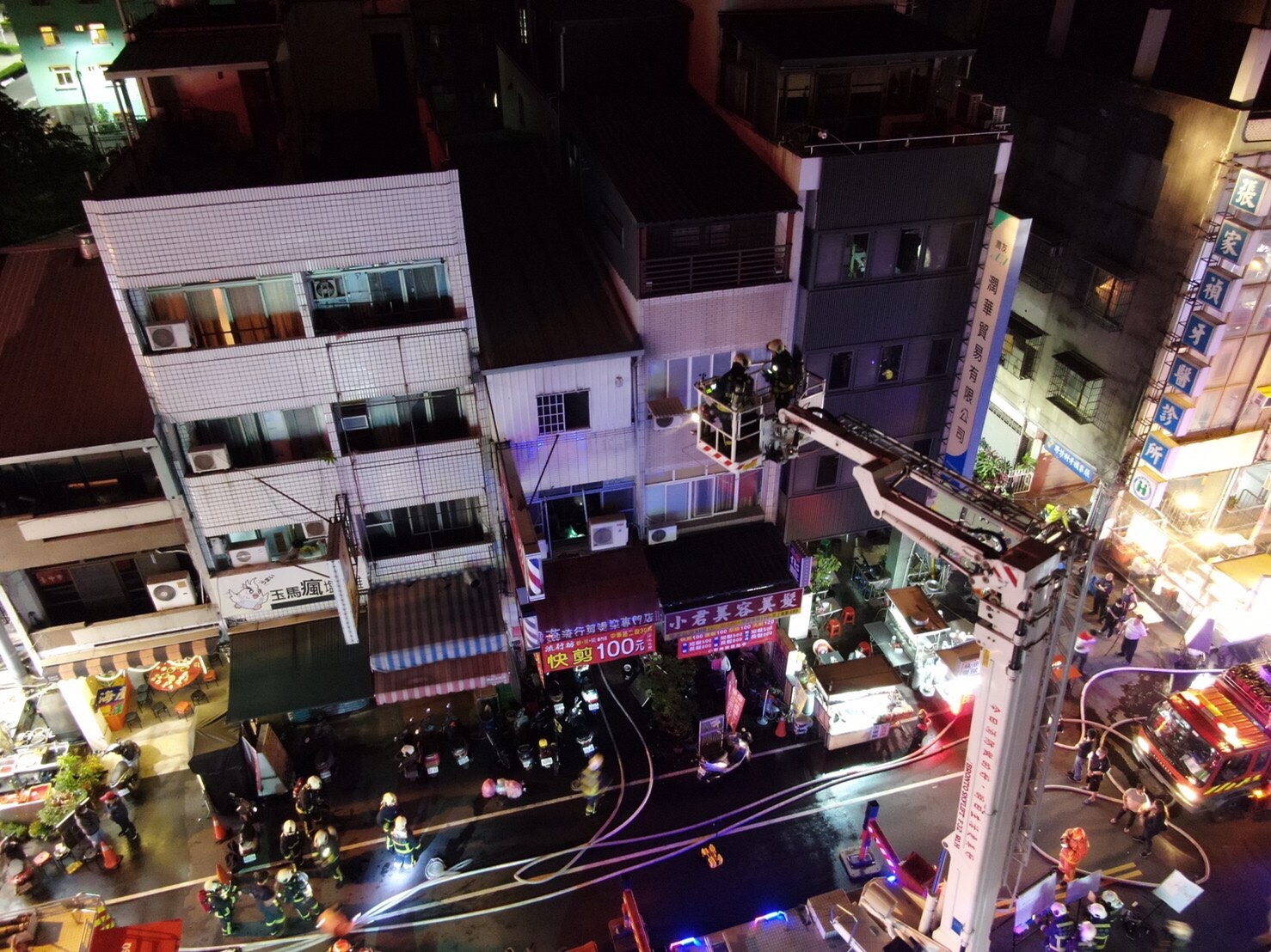 中華路夜市發生民宅大火,奪走3童寶貴的性命。 台中市消防局/提供 中華路夜市發生民宅大火,奪走3童寶貴的性命。 台中市消防局/提供