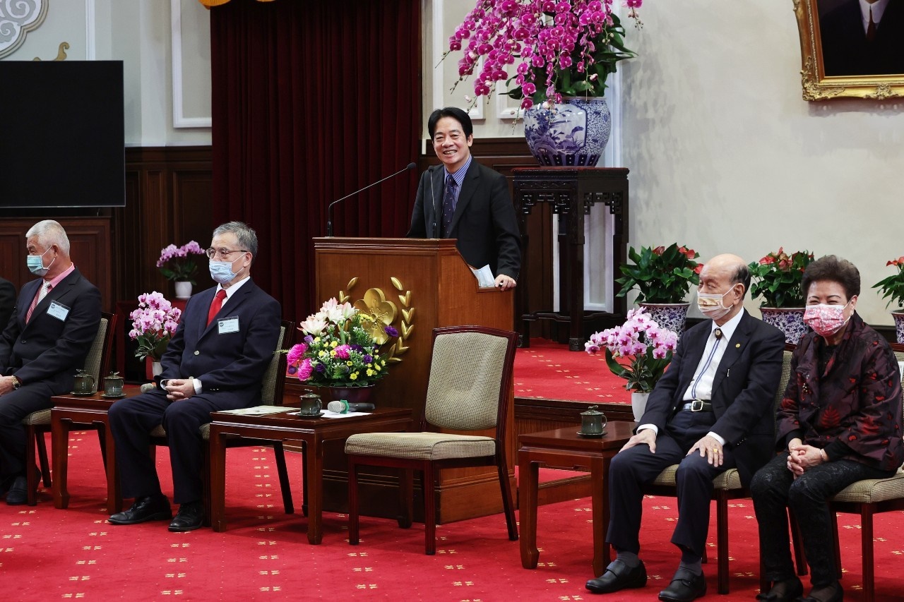 副總統賴清德接見觀護協會,國策顧問童永(右二)也難得一起同框 圖:總統府提供 副總統賴清德接見觀護協會,國策顧問童永(右二)也難得一起同框 圖:總統府提供