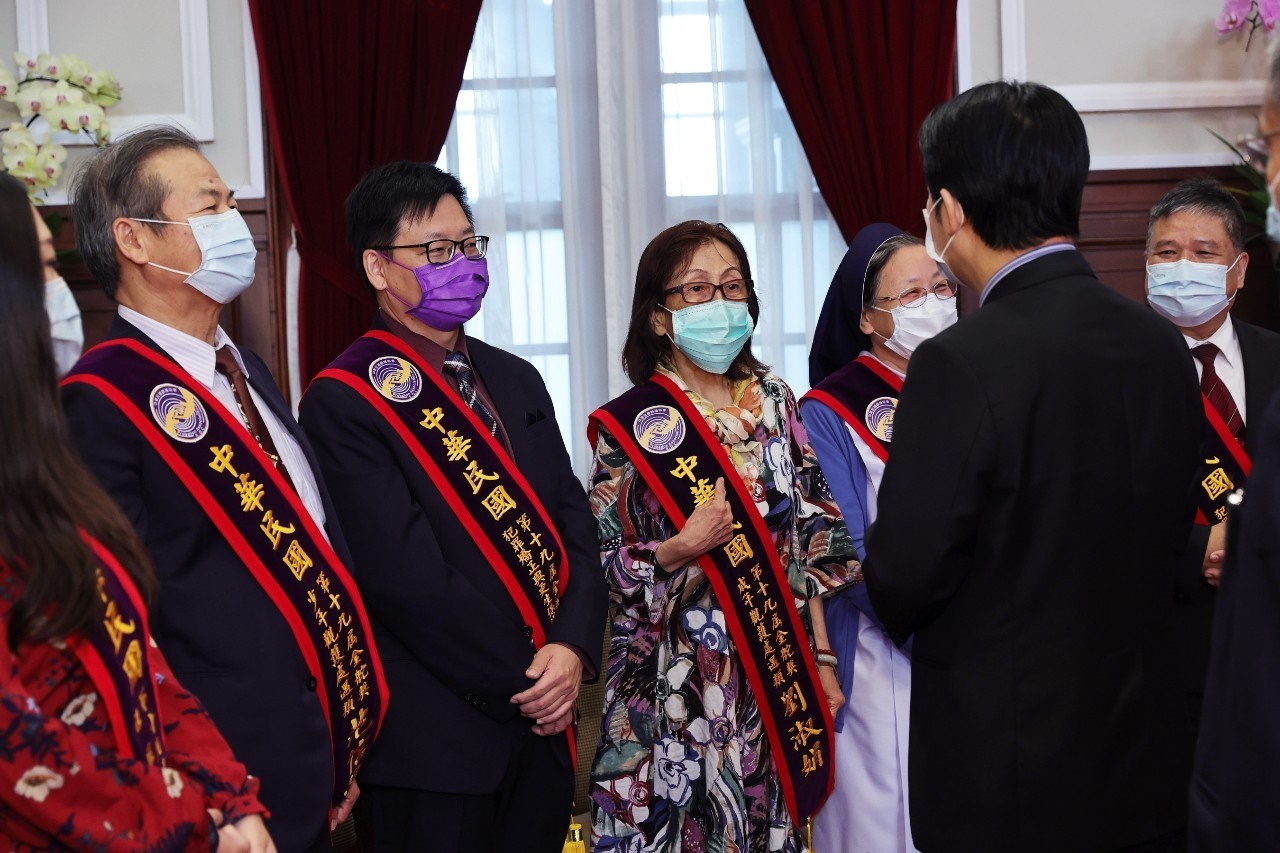 賴清德接見中華民國第19屆金舵獎暨旭青獎得獎人 圖:總統府提供 賴清德接見中華民國第19屆金舵獎暨旭青獎得獎人 圖:總統府提供