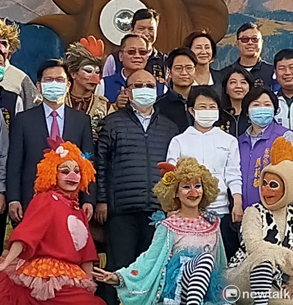 台中市前後三任市長是否會在中捷通車典禮再席合體?備受關注。 圖:唐復年/攝(資料照) 台中市前後三任市長是否會在中捷通車典禮再席合體?備受關注。 圖:唐復年/攝(資料照)