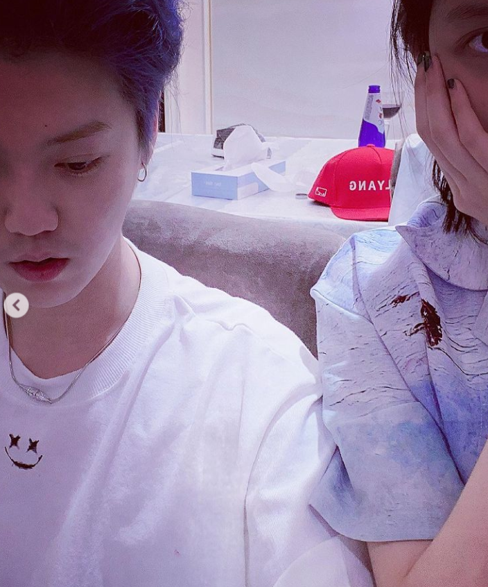 鹿唅(左)和關曉彤(右)愛的大方,每年生日都會發合照互相祝福。 圖:翻攝自關曉彤IG 鹿唅(左)和關曉彤(右)愛的大方,每年生日都會發合照互相祝福。 圖:翻攝自關曉彤IG