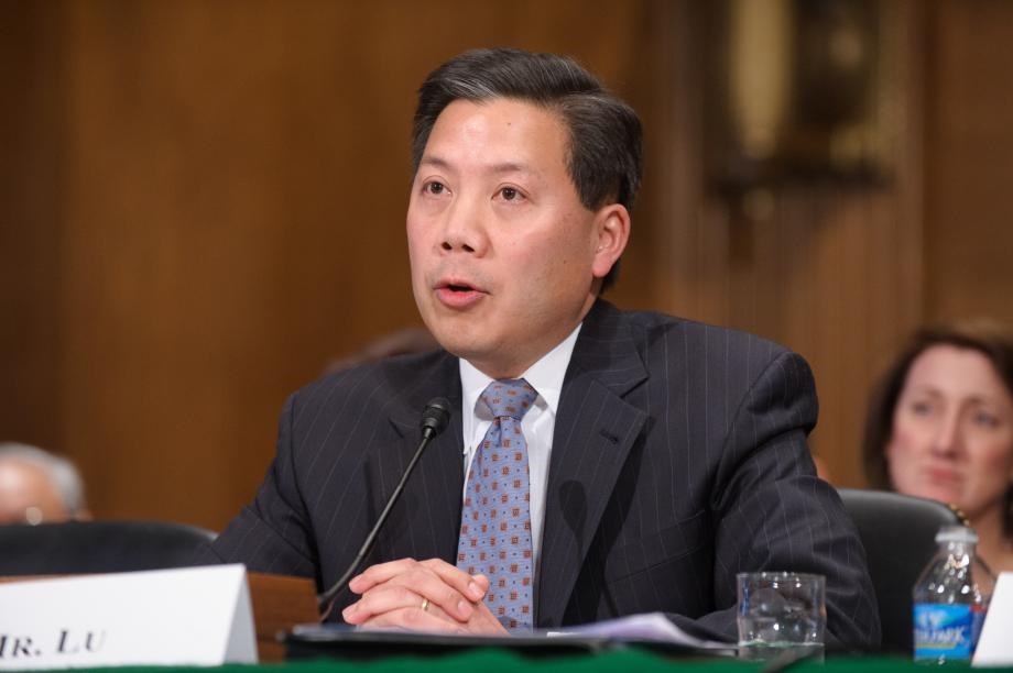 拜登也提名盧沛寧(Christopher P. Lu)以大使頭銜出任駐聯合國改革與管理事務代表。 圖:翻攝自美國參議院網頁senate.gov 拜登也提名盧沛寧(Christopher P. Lu)以大使頭銜出任駐聯合國改革與管理事務代表。 圖:翻攝自美國參議院網頁senate.gov