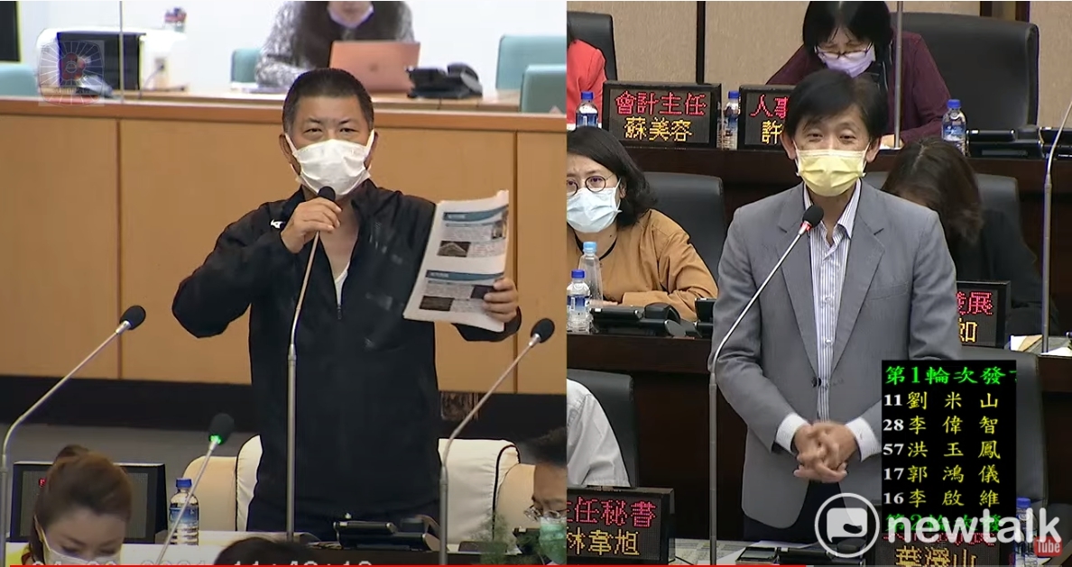 方一峰詢問文化局長葉澤山對台南在地文化了解有多少?擔任文化局長這麼多年,一直要黃偉哲市長交代才要增加西港宋江陣活動經費,現在談到陣頭外界都只想到高雄內門,完全不知道台南陣頭歷史更久遠。 圖:黃博郎/攝 方一峰詢問文化局長葉澤山對台南在地文化了解有多少?擔任文化局長這麼多年,一直要黃偉哲市長交代才要增加西港宋江陣活動經費,現在談到陣頭外界都只想到高雄內門,完全不知道台南陣頭歷史更久遠。 圖:黃博郎/攝