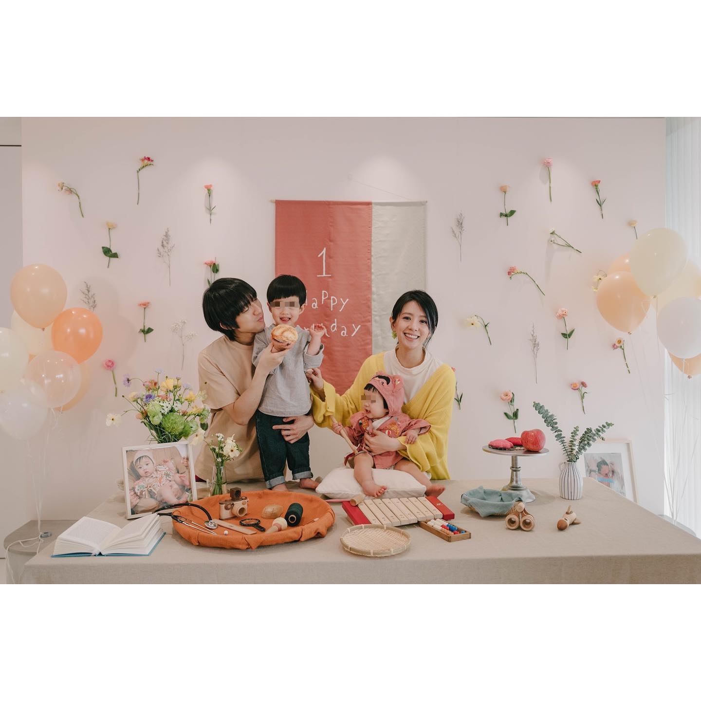 林宥嘉的女兒日前舉辦抓周宴。 圖:取自丁文琪♪ Kiki Ting キキ・ティン臉書 林宥嘉的女兒日前舉辦抓周宴。 圖:取自丁文琪♪ Kiki Ting キキ・ティン臉書