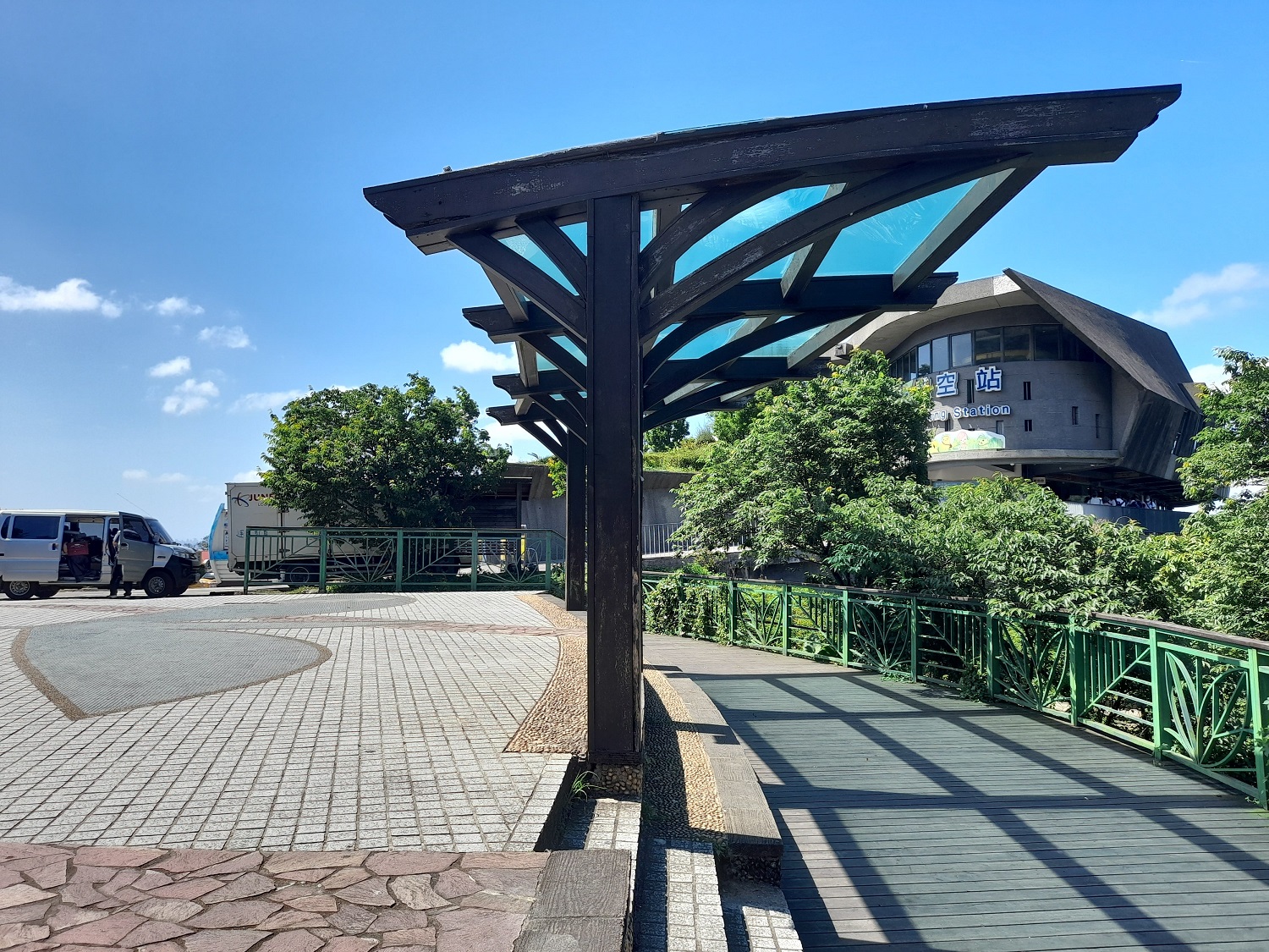 集合點–貓空纜車站外平台。 圖:北市大地處/提供 集合點–貓空纜車站外平台。 圖:北市大地處/提供