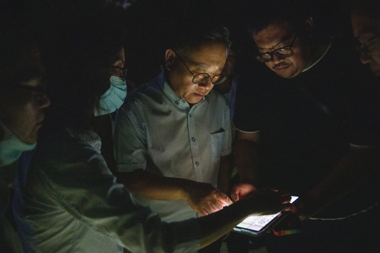 史哲(中)為2022台灣燈會在高雄提早籌辦腳步。 圖:高雄市政府提供 史哲(中)為2022台灣燈會在高雄提早籌辦腳步。 圖:高雄市政府提供